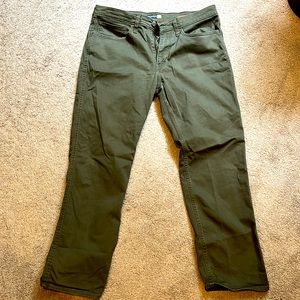 Men's Dockers® Straight-Fit Jean Cut Green Khaki 34x30